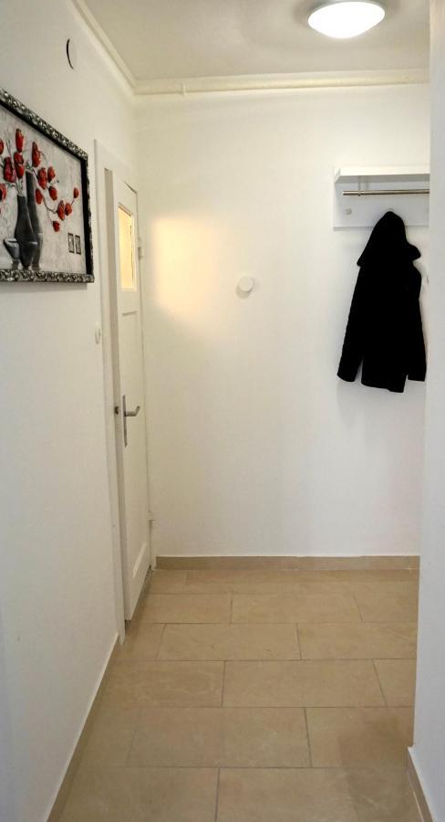 Alster Hamburg - Saniertes Und Mobliertes Apartment Mit Bad Und Kuche 外观 照片